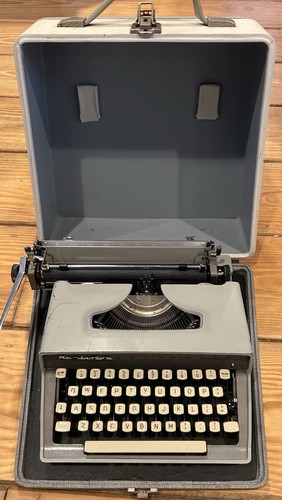 Macchina scrivere portatile - scrivere,