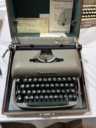 Macchina scrivere manuale - da,